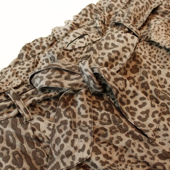 Closet Clearout! | NWT! Rewash Grey Leopard Paperbag Pants | ComfyCore - Picture 5 of 8